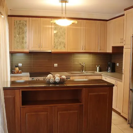 Apartment Family Apartment In Sepolia Athens